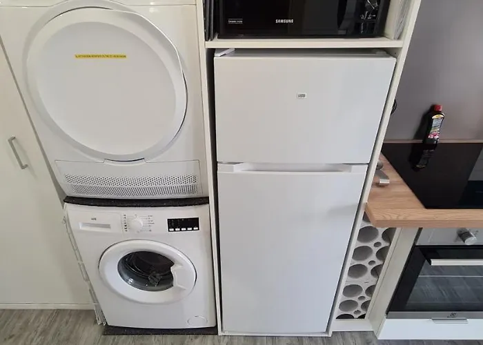 T2 GUYNEMER RDC WIFI Plage à 80m Linge de lit fourni
